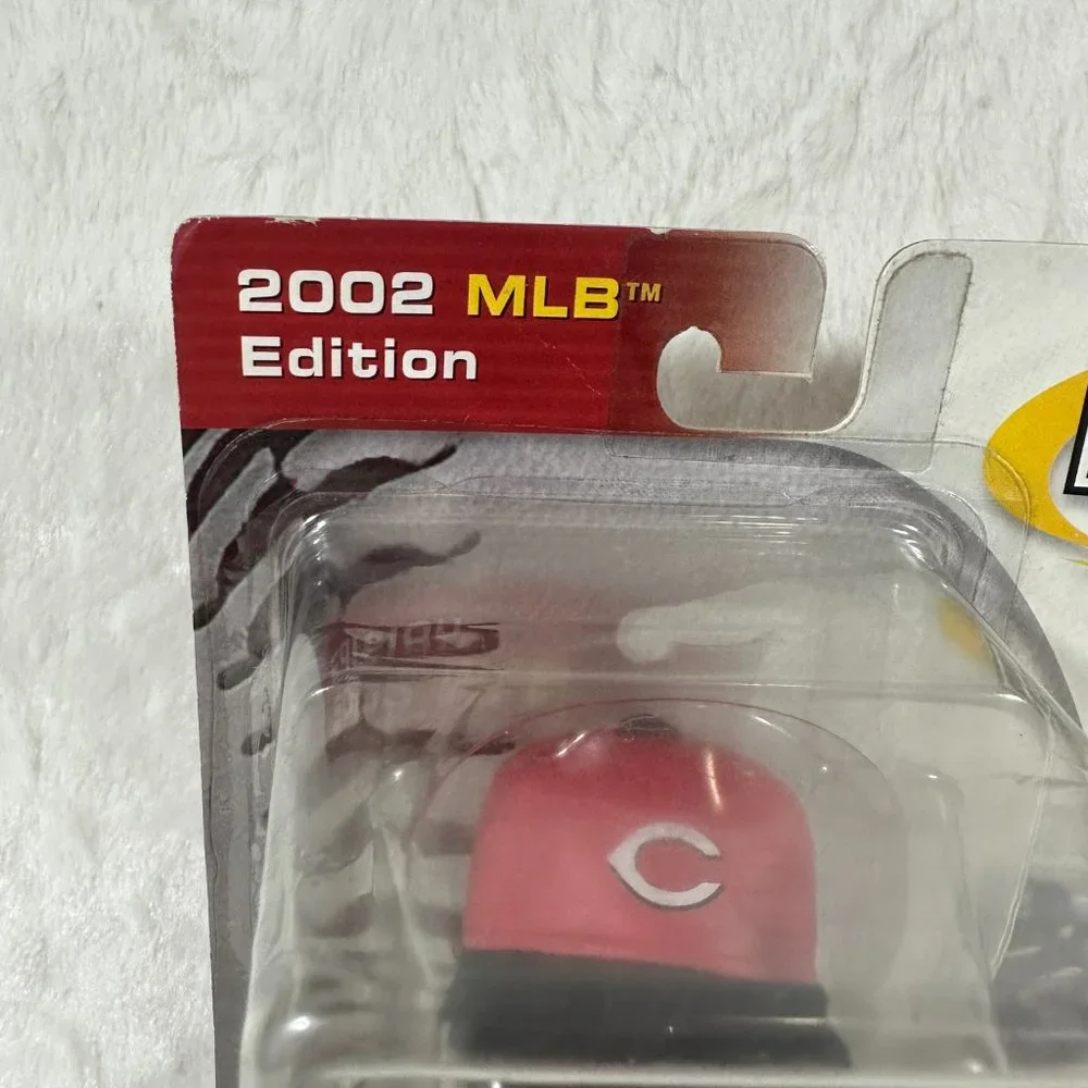 2002 MLB Edition Play Makers Upper Deck Ken Griffey Jr Bobblehead in package - Picture 4 of 6